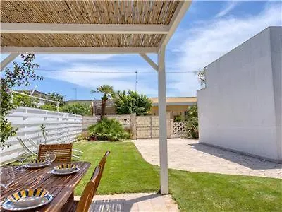 빌라 Apples House By Cala Salento